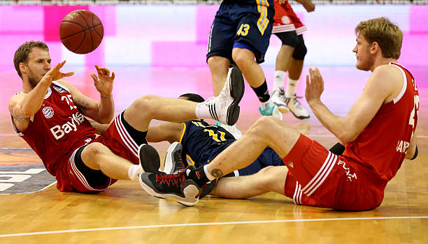 和季后赛前 和季后赛前