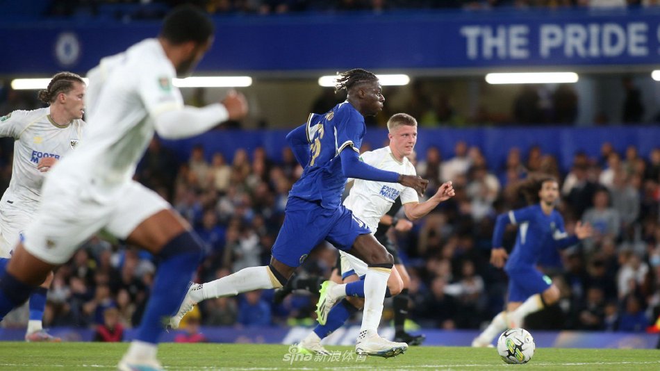 亲赴英超多 亲赴英超多