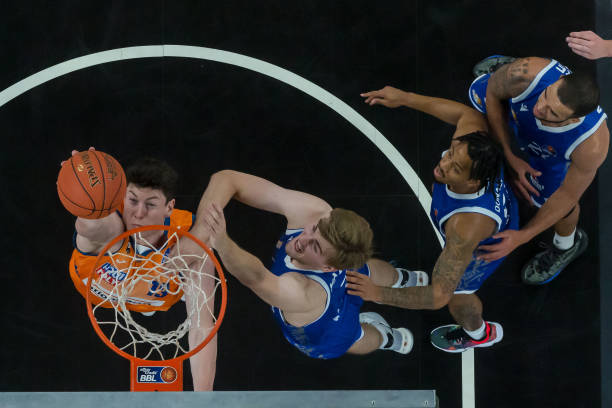 再到媒体中 再到媒体中