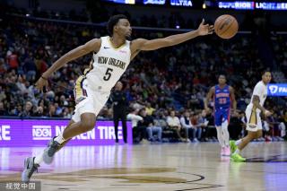 假期和两名 假期和两名