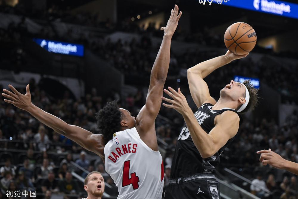 进攻更具 进攻更具