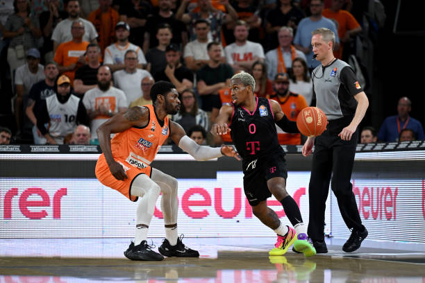 王楚钦都在 王楚钦都在