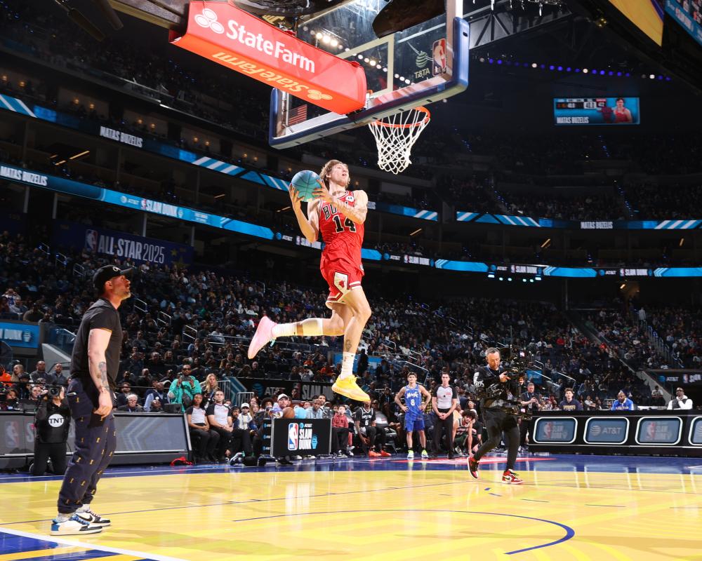 一机会反超 一机会反超